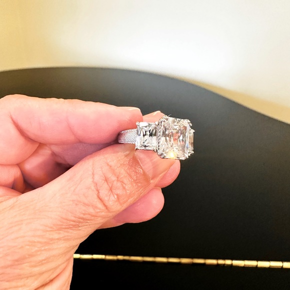 Judith Ripka Luxury Vintage Designer Authentic Sterling Silver Diamonique Ring